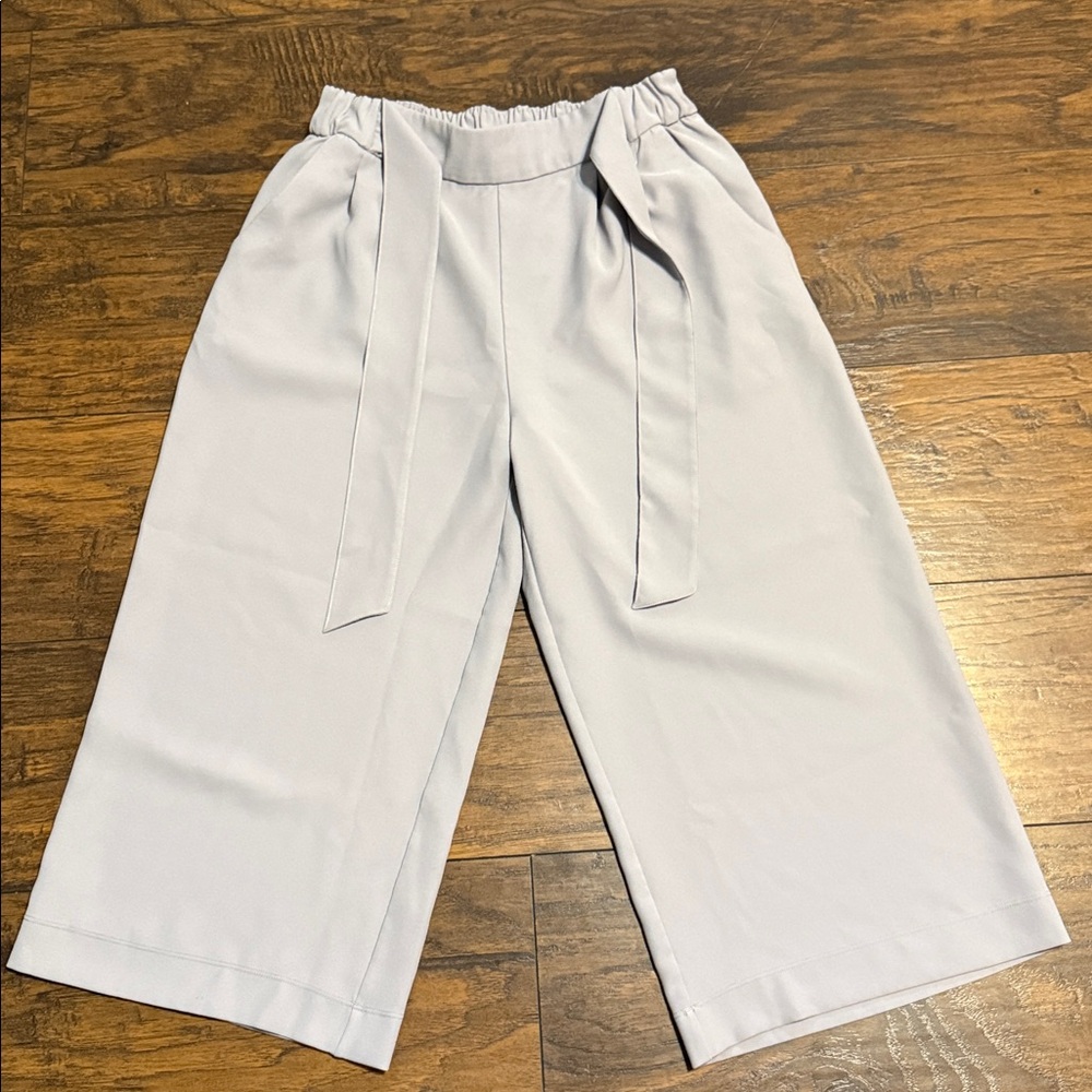 Lululemon Noir Cropped Wide Leg Pants size 8